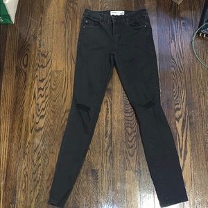 Garage black ripped jeans